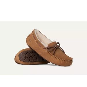UGG Brown Moccasin Slippers Size5